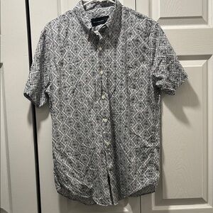 Abercrombie & Fitch Black and White Casual Button Down Shirt